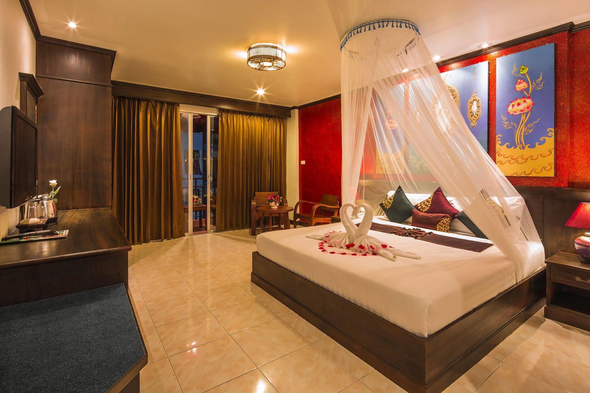 Tanawan Phuket